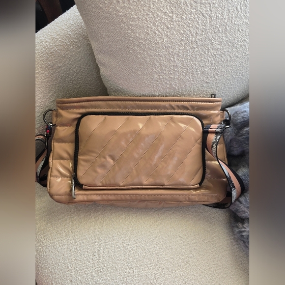 Think Royln, Bank Street XL Crossbody, Nude Patent - Picture 2 of 9